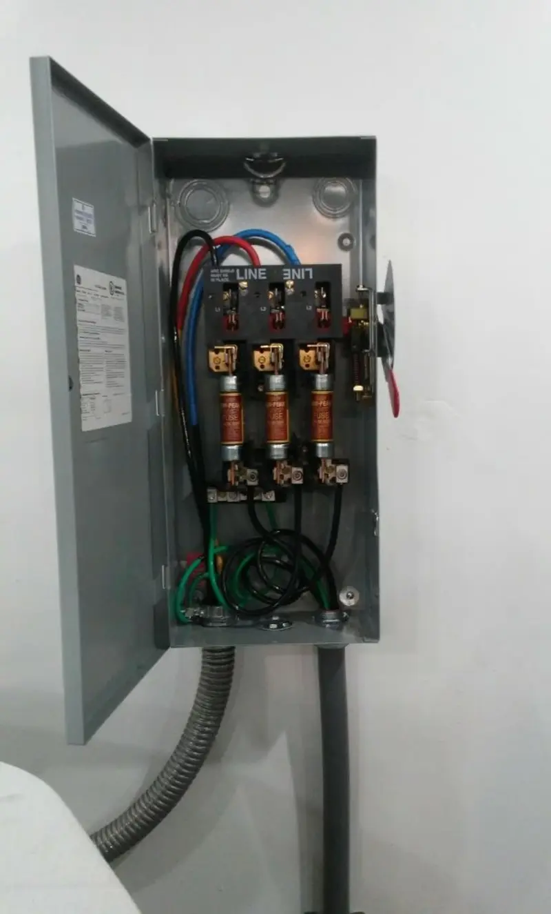 Three-phase disconnect switch installed for Smoke Detector Installation in Chanceford